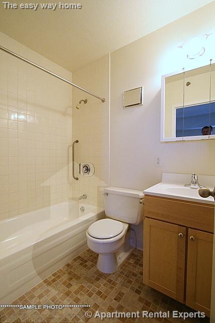 2 bed, 1 bath apartment for rent at 929 Massachusetts Ave Unit 2H, Central Square — photo 4 of 8