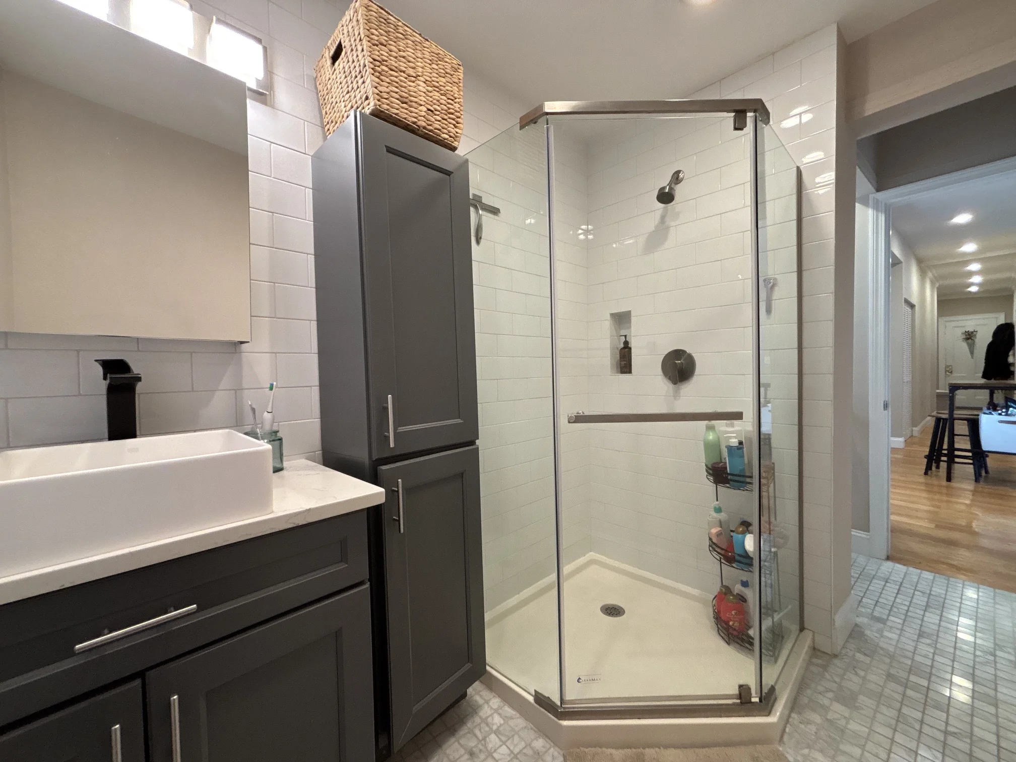 3 bed, 1 bath apartment for rent at 92a Pinckney St Unit 5, Beacon Hill — photo 24 of 25