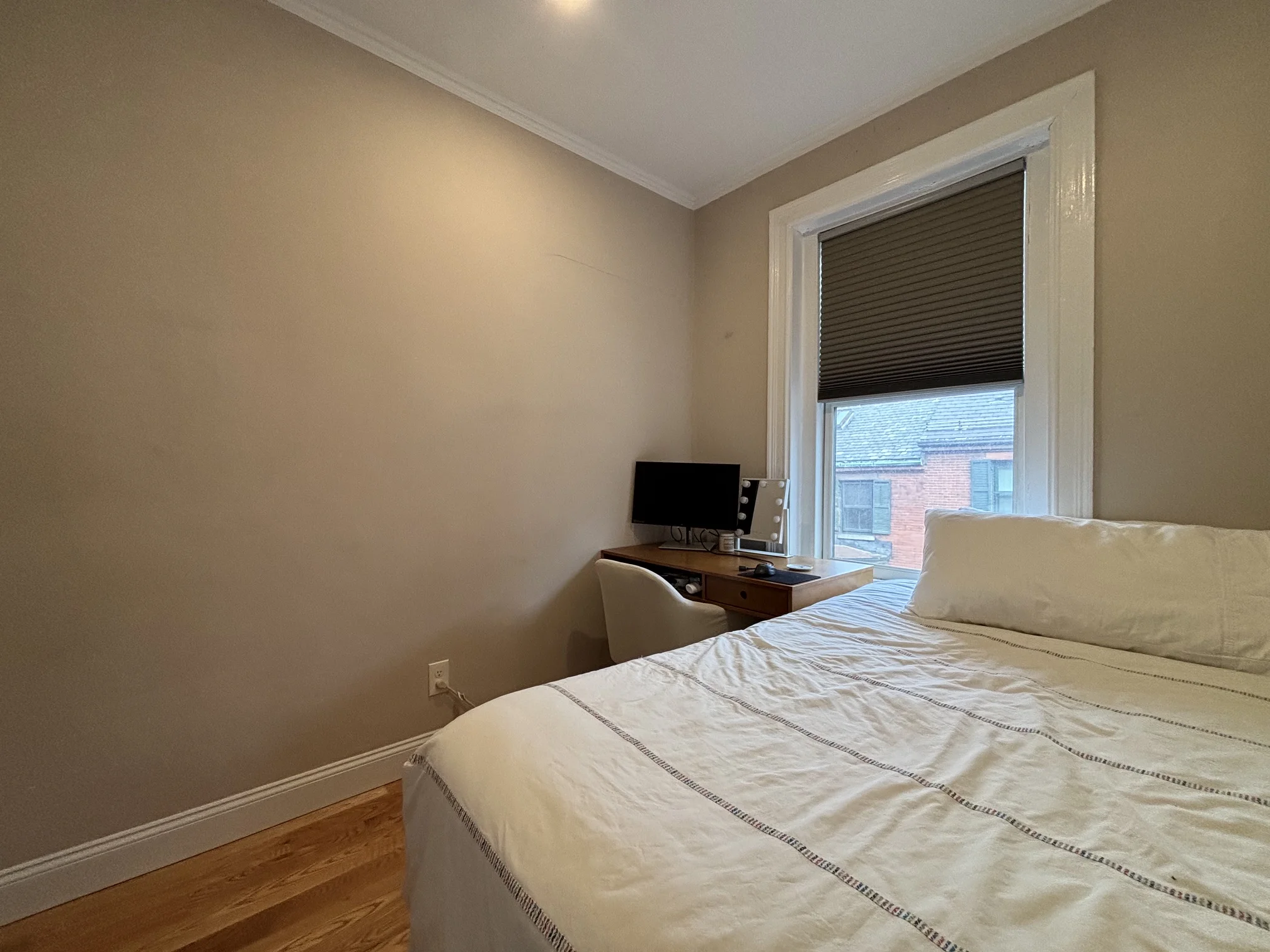 3 bed, 1 bath apartment for rent at 92a Pinckney St Unit 5, Beacon Hill — photo 9 of 25