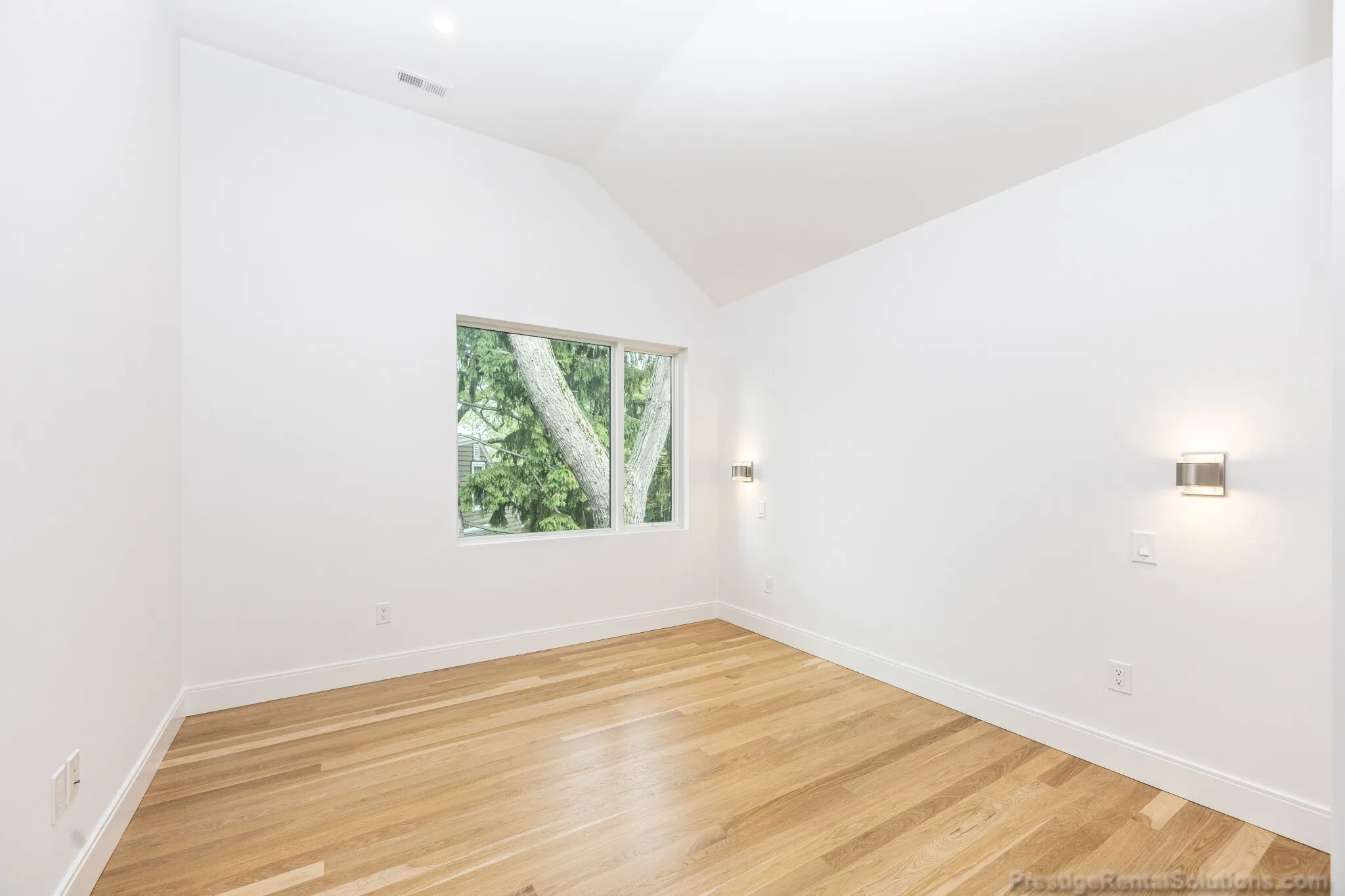 4 bed, 3.5 bath apartment for rent at 93-95 Griswold St Unit 93, Cambridge Highlands — photo 12 of 35