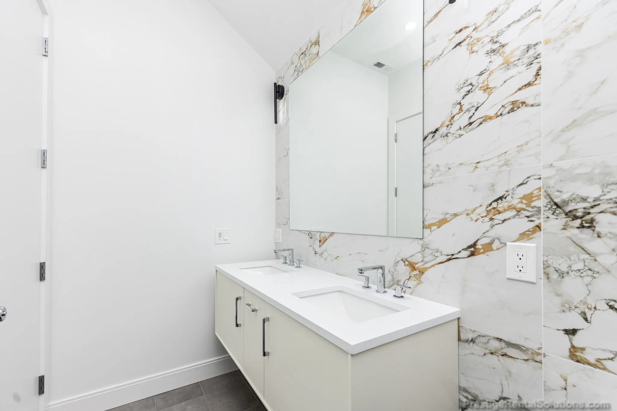 4 bed, 3.5 bath apartment for rent at 93-95 Griswold St Unit 93, Cambridge Highlands — photo 14 of 35