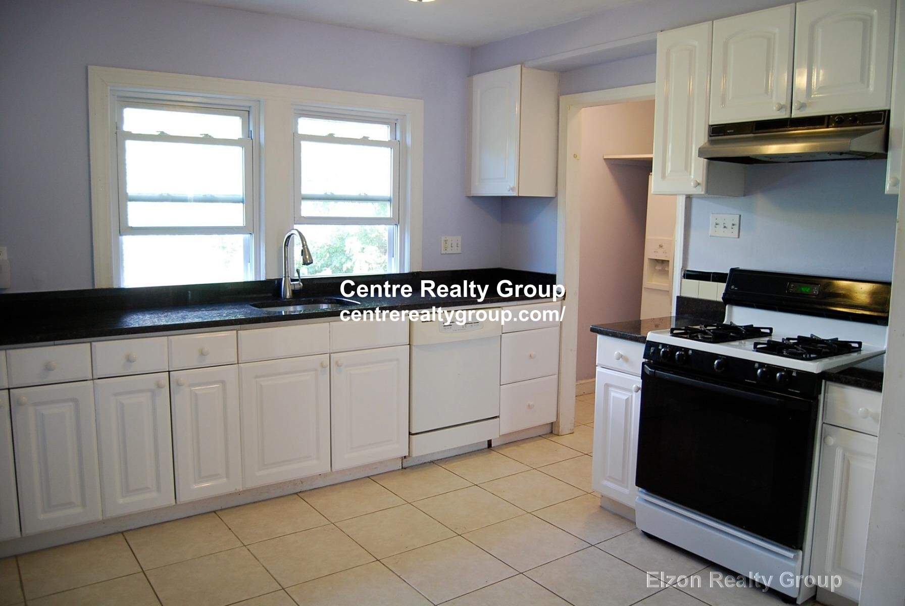 4 bed, 2 bath apartment for rent at 93-95 Undine Unit 95, Brighton — photo 2 of 8