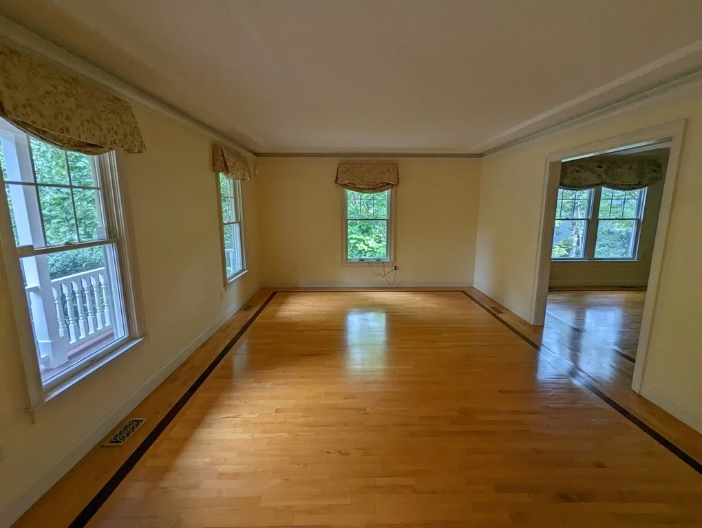 5 bed, 3 bath apartment for rent at 93 Adams St Unit n/a, Lexington — photo 8 of 20