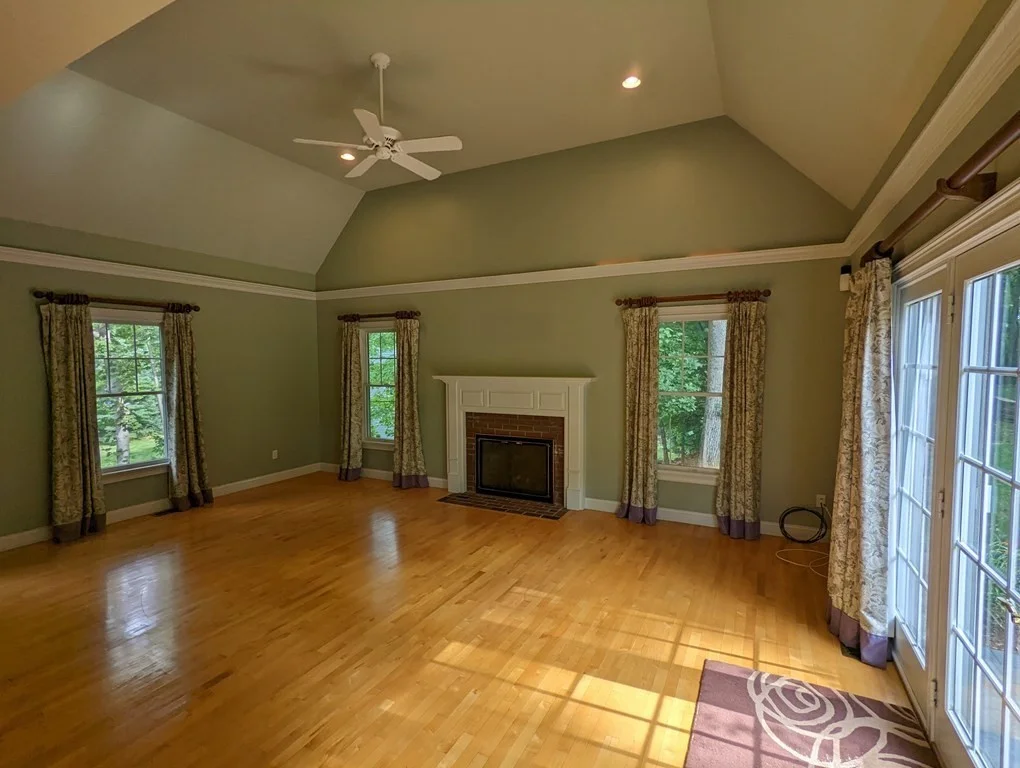 5 bed, 3 bath apartment for rent at 93 Adams St Unit n/a, Lexington — photo 10 of 20