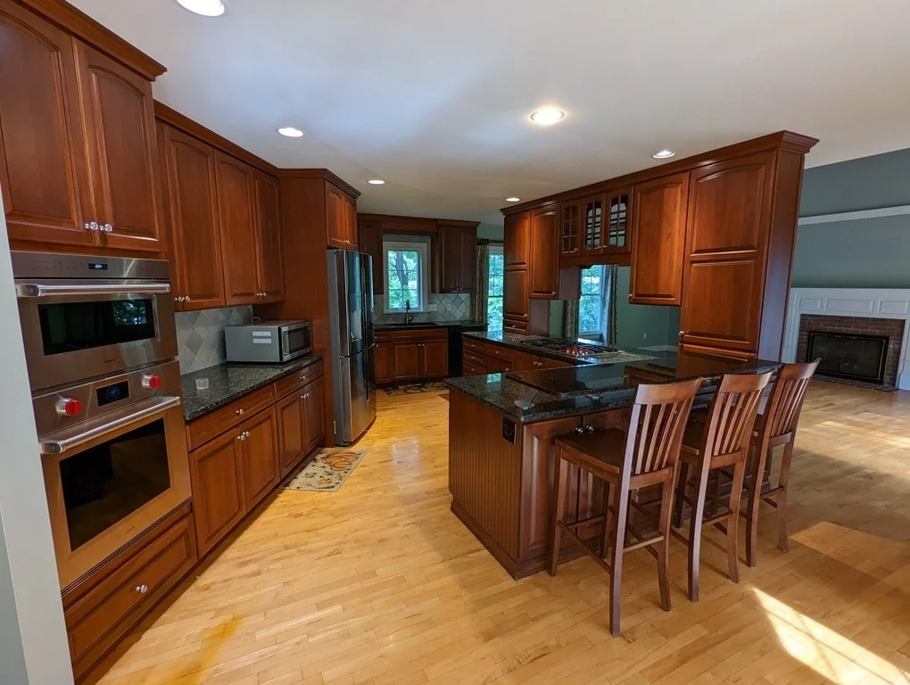 5 bed, 3 bath apartment for rent at 93 Adams St Unit n/a, Lexington — photo 2 of 20