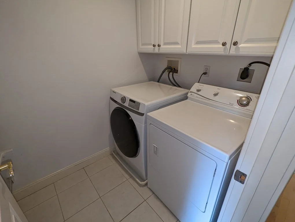 5 bed, 3 bath apartment for rent at 93 Adams St Unit n/a, Lexington — photo 20 of 20
