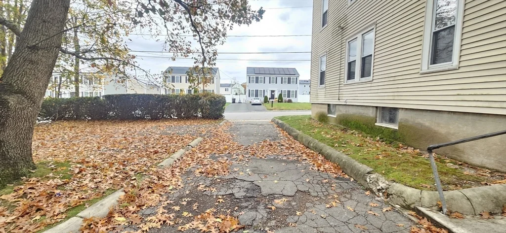 2 bed, 1 bath apartment for rent at 93 Arthur St Unit 1W, Brockton — photo 9 of 9