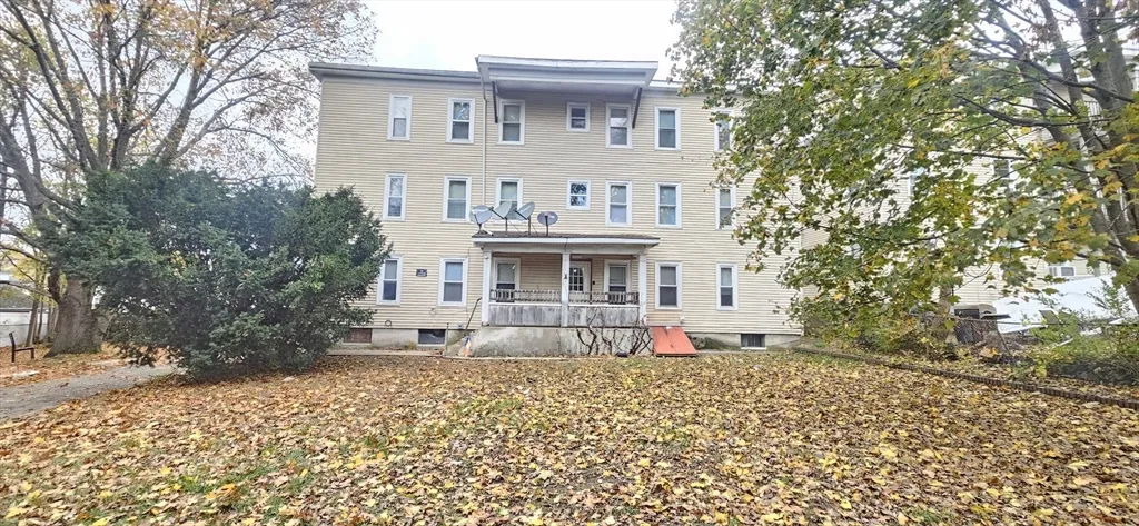 2 bed, 1 bath apartment for rent at 93 Arthur St Unit 3W, Brockton — photo 9 of 11