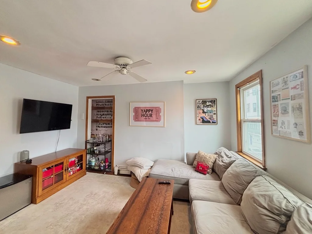 3 bed, 2 bath apartment for rent at 93 Baxter St Unit 2, South Boston — photo 1 of 10