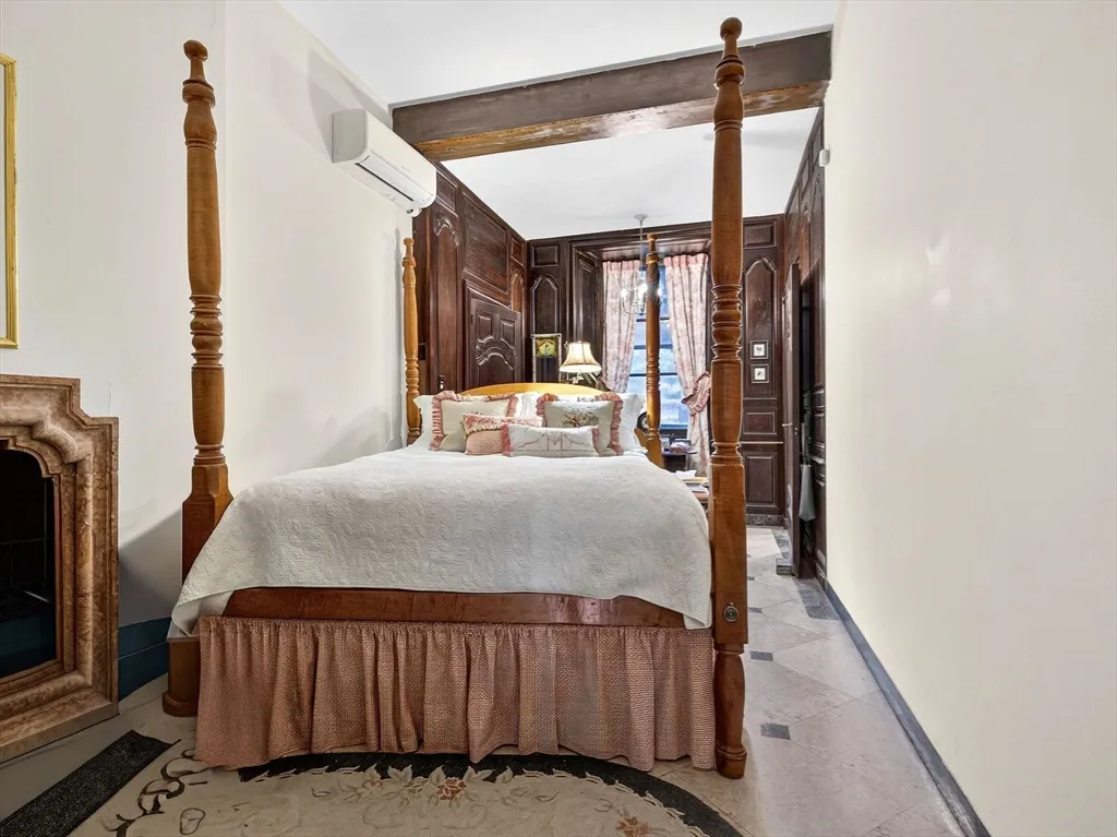 1 bed, 1 bath apartment for rent at 93 Beacon St Unit 1, Beacon Hill — photo 10 of 15