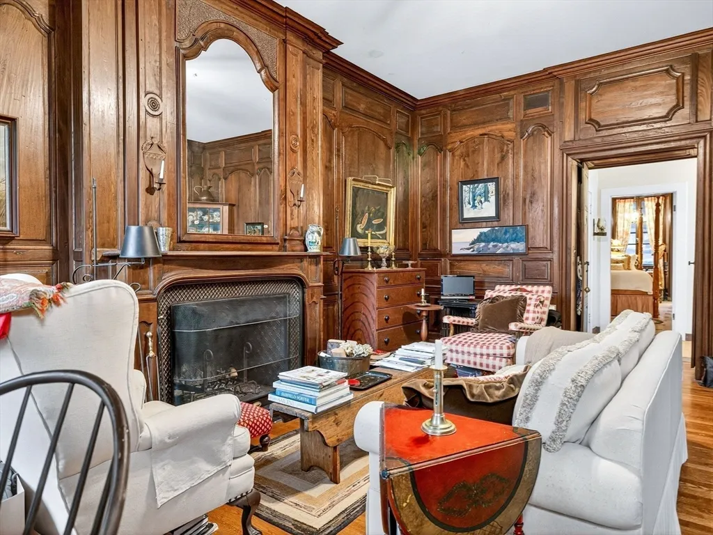 1 bed, 1 bath apartment for rent at 93 Beacon St Unit 1, Beacon Hill — photo 8 of 15