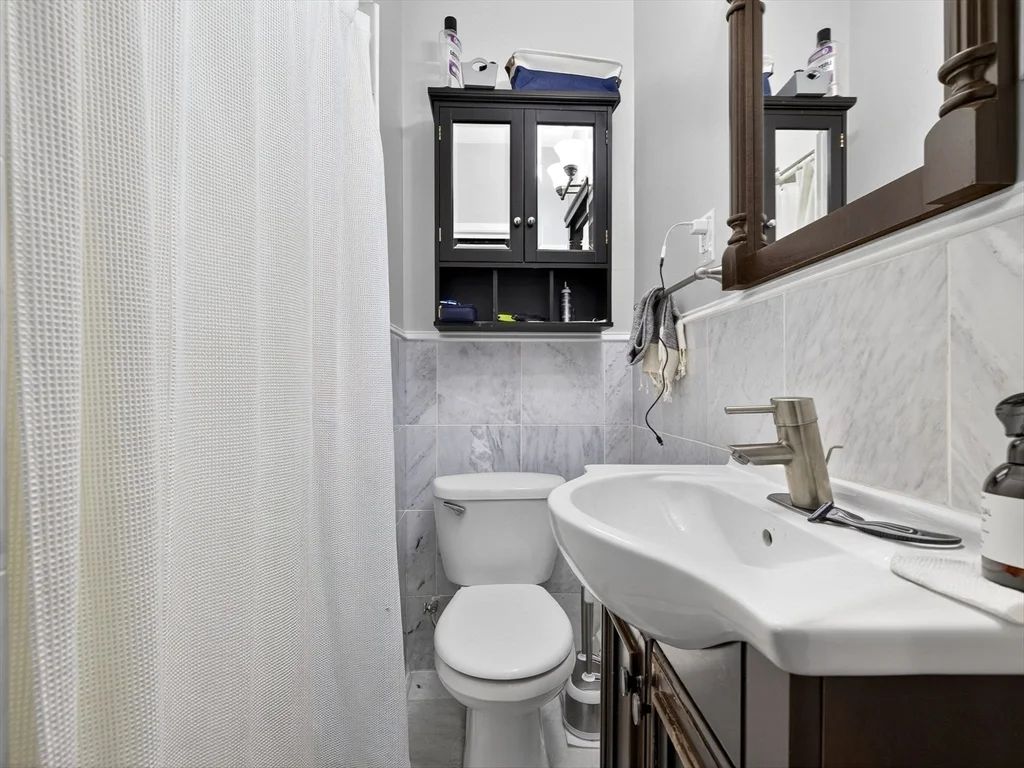 2 bed, 1 bath apartment for rent at 93 Beacon St Unit 5, Beacon Hill — photo 7 of 10
