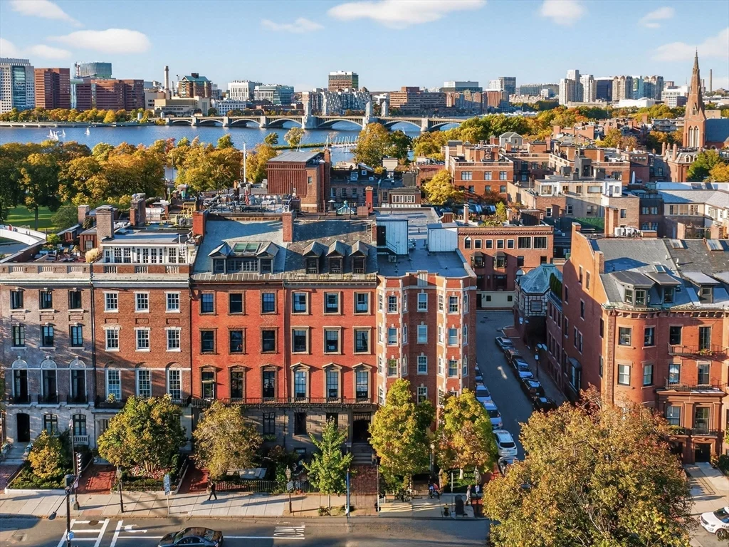 Studio bed, 1 bath apartment for rent at 93 Beacon St Unit 55, Beacon Hill