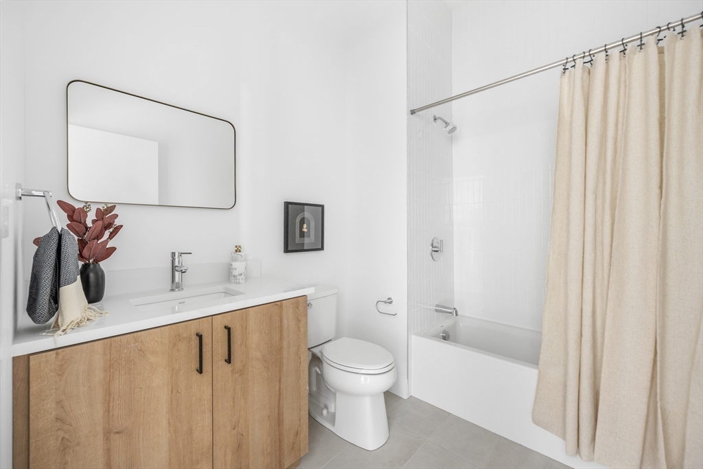 1 bed, 1 bath apartment for rent at 93 Bennington St Unit 216, Revere — photo 13 of 24