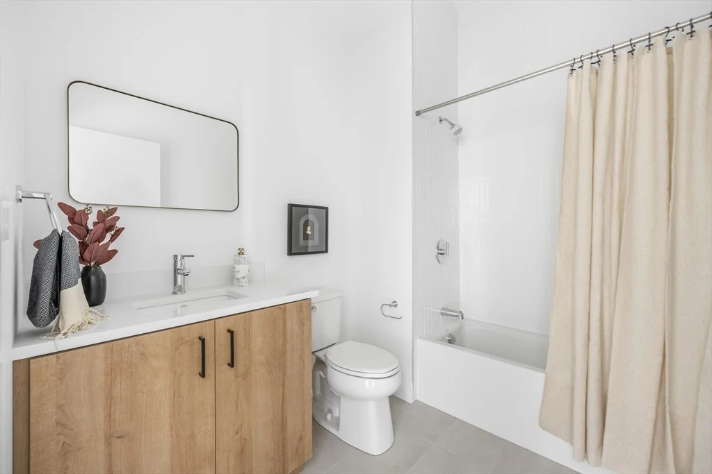 2 bed, 2 bath apartment for rent at 93 Bennington St Unit 413, Revere — photo 13 of 25