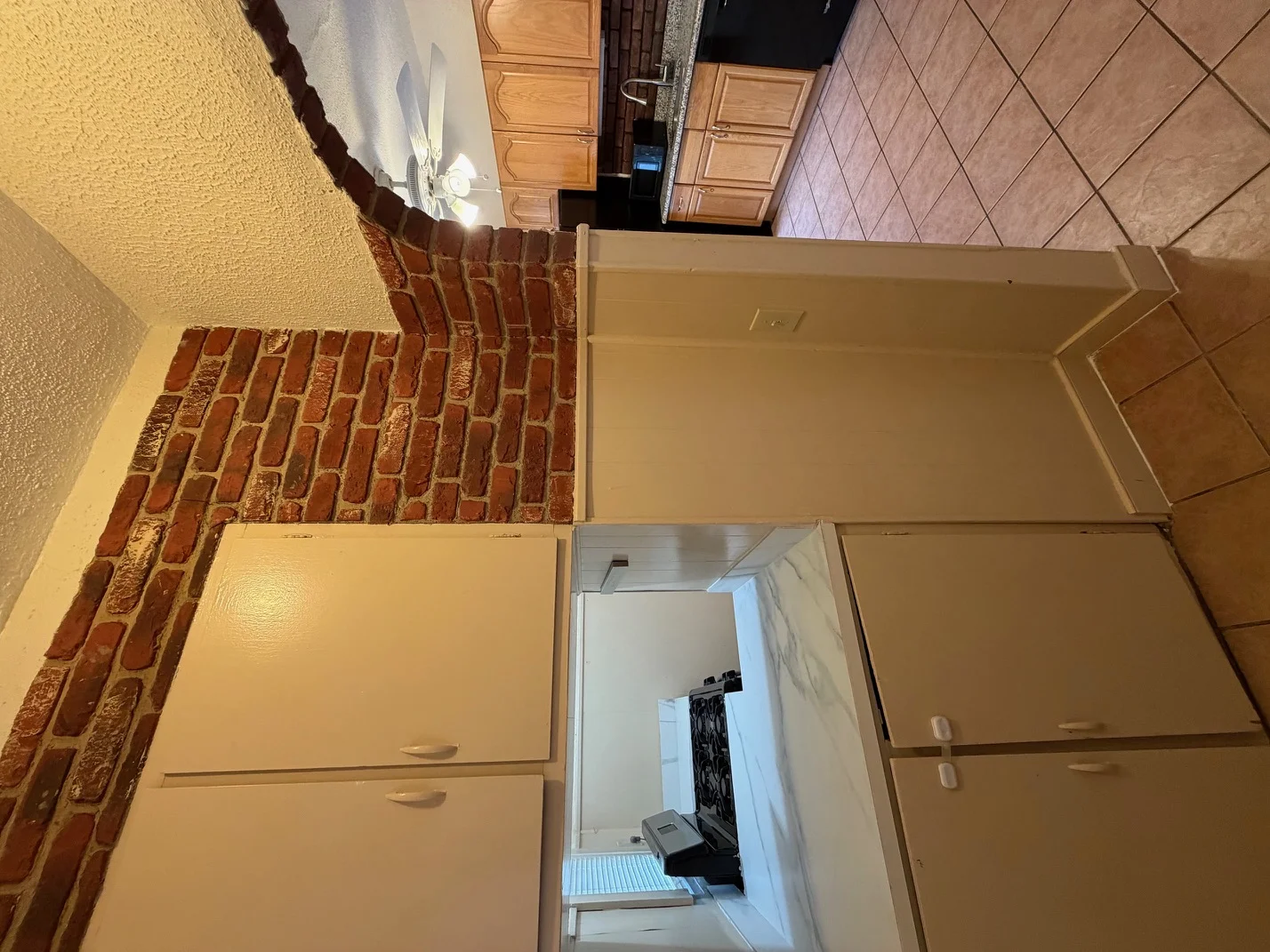 4 bed, 1 bath apartment for rent at 93 Capen St Unit 2, Medford — photo 15 of 21
