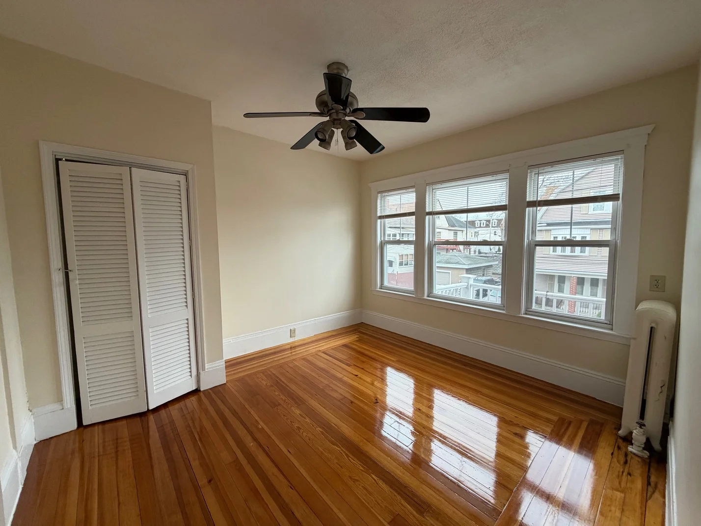 4 bed, 1 bath apartment for rent at 93 Capen St Unit 2, Medford — photo 19 of 21