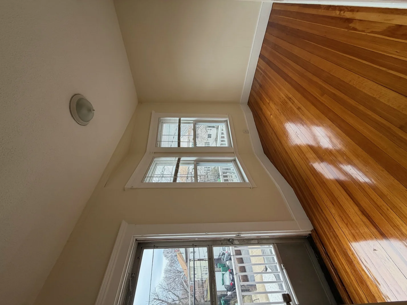 4 bed, 1 bath apartment for rent at 93 Capen St Unit 2, Medford — photo 5 of 21