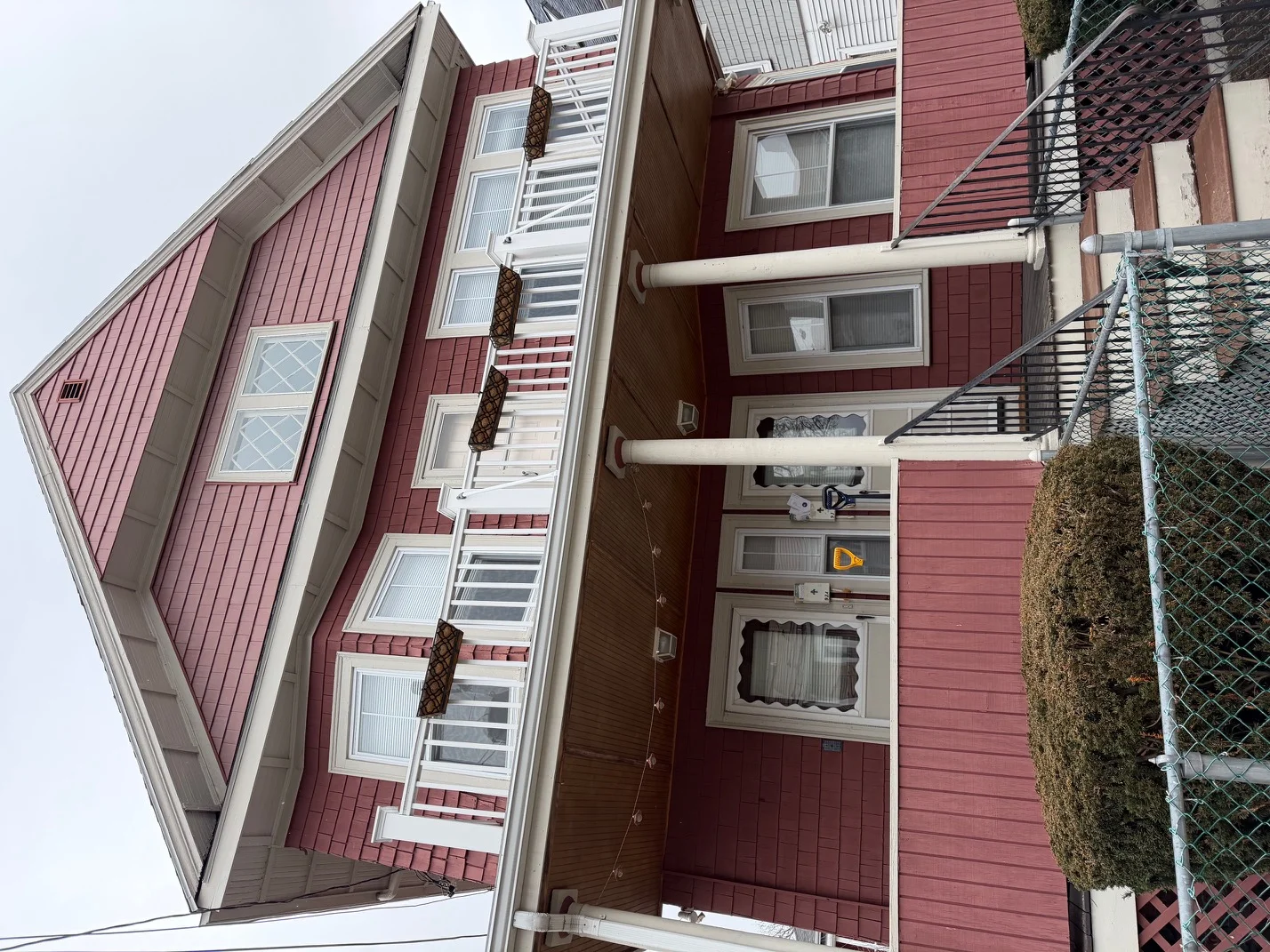 4 bed, 1 bath apartment for rent at 93 Capen St Unit 2, Medford — photo 4 of 21