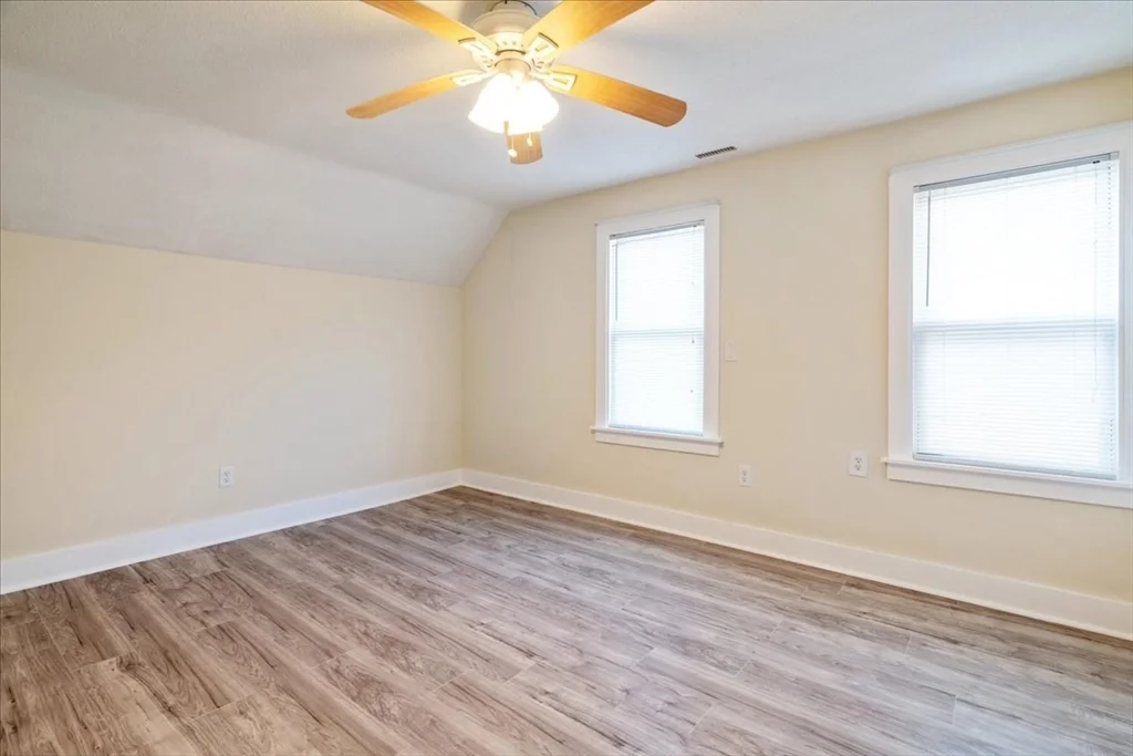 2 bed, 1 bath apartment for rent at 93 Carleton St Unit 2, Haverhill — photo 4 of 14