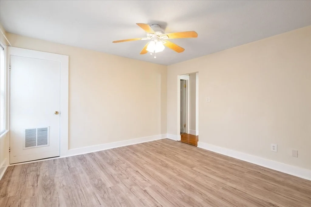 2 bed, 1 bath apartment for rent at 93 Carleton St Unit 2, Haverhill — photo 6 of 14
