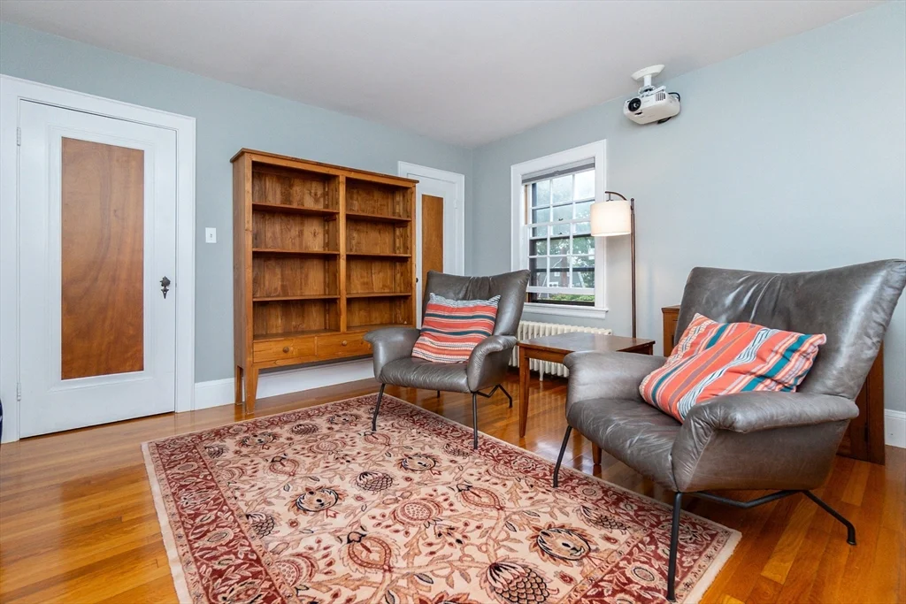 3 bed, 1 bath apartment for rent at 93 Churchill Ave, Arlington — photo 2 of 12