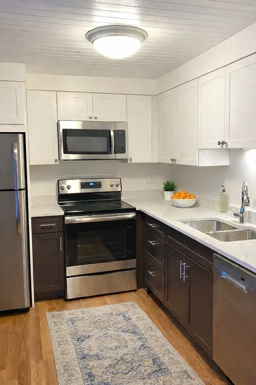1 bed, 1 bath apartment for rent at 93 Claremont St Unit A, Newton Corner — photo 3 of 9