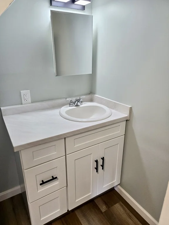 3 bed, 1 bath apartment for rent at 93 Cliff St Unit 2, Southbridge — photo 10 of 11