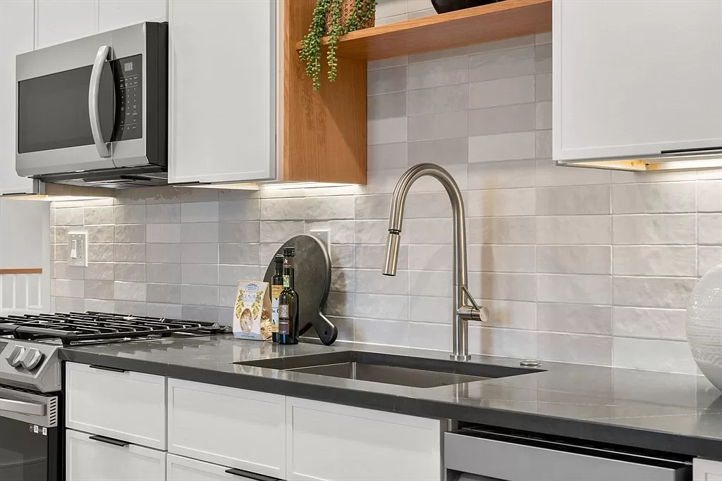 1 bed, 1 bath apartment for rent at 93 Cowper St Unit 3, East Boston — photo 3 of 30
