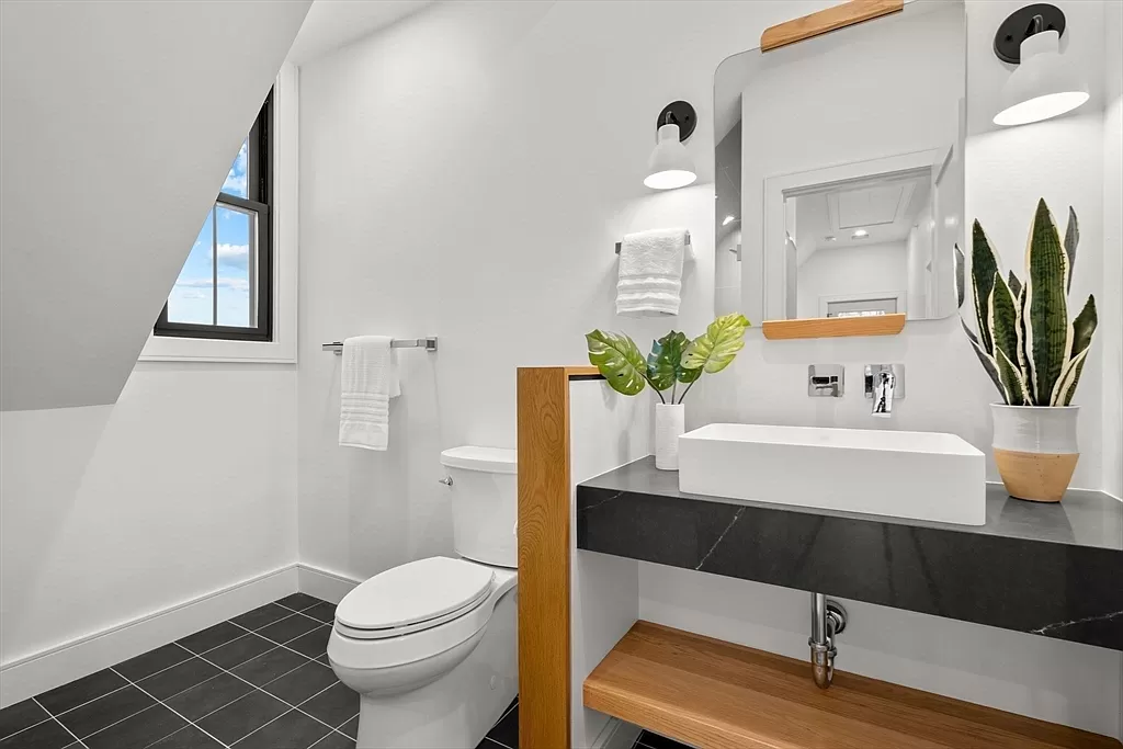 1 bed, 1 bath apartment for rent at 93 Cowper St Unit 3, East Boston — photo 17 of 30