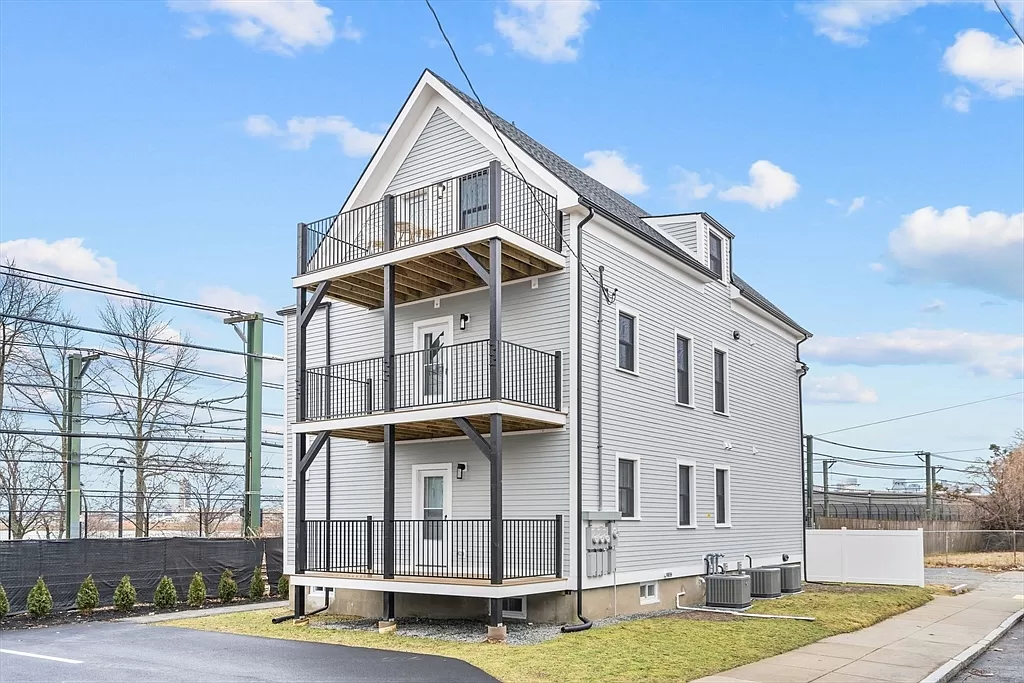 1 bed, 1 bath apartment for rent at 93 Cowper St Unit 3, East Boston — photo 30 of 30
