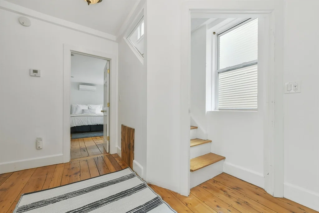 4 bed, 1 bath apartment for rent at 93 Dresser St, South Boston — photo 18 of 31