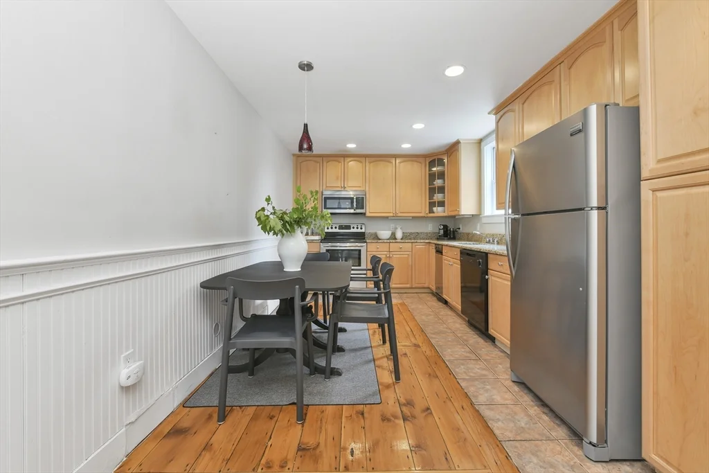 4 bed, 1 bath apartment for rent at 93 Dresser St, South Boston — photo 2 of 31
