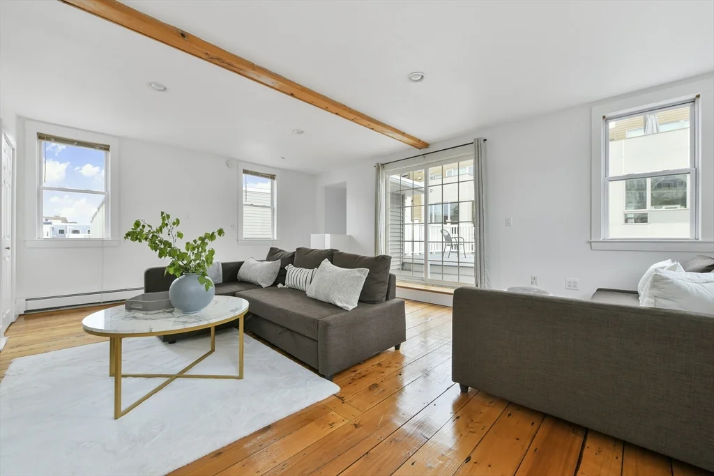 4 bed, 1 bath apartment for rent at 93 Dresser St, South Boston — photo 22 of 31