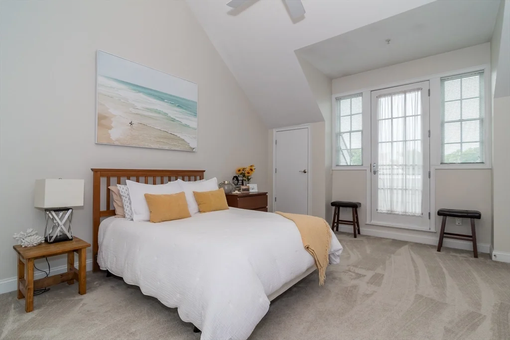 3 bed, 2 bath apartment for rent at 93 E Central St Unit 17, Natick — photo 16 of 22