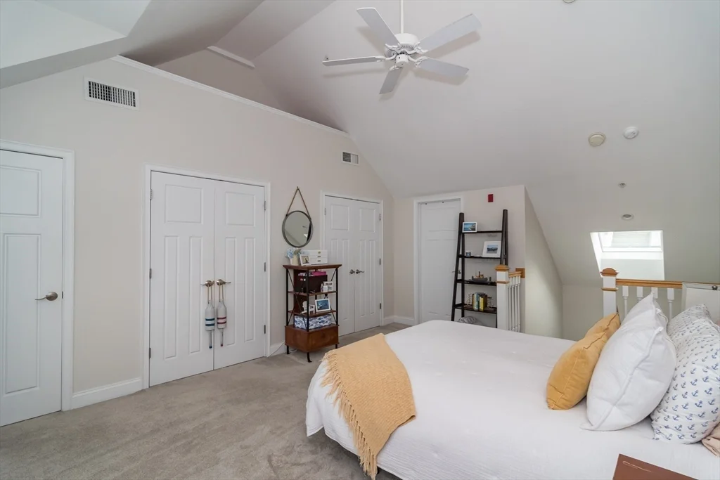 3 bed, 2 bath apartment for rent at 93 E Central St Unit 17, Natick — photo 17 of 22