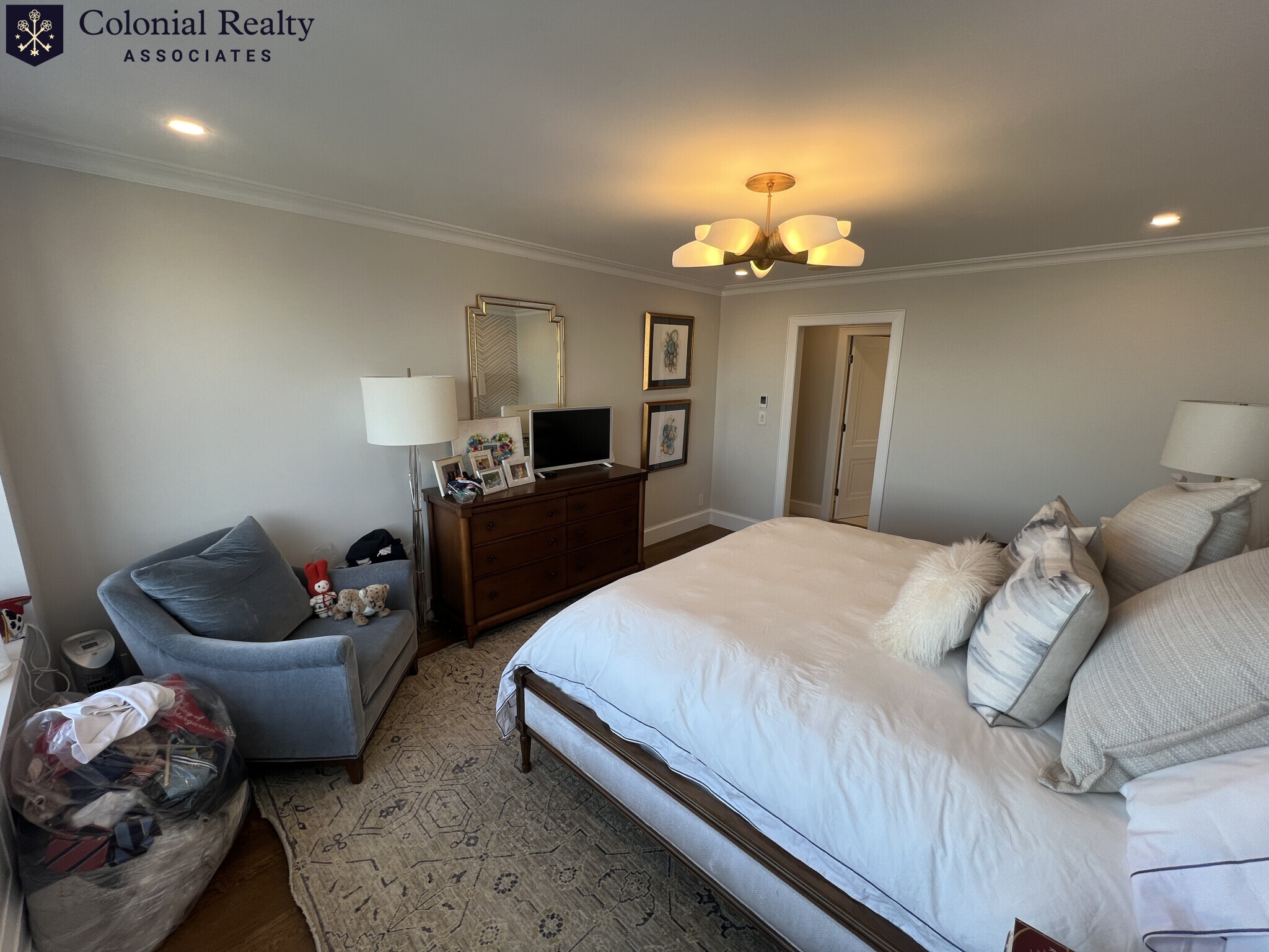 4 bed, 3.5 bath apartment for rent at 93 East India Row Unit DCE, Waterfront — photo 13 of 43