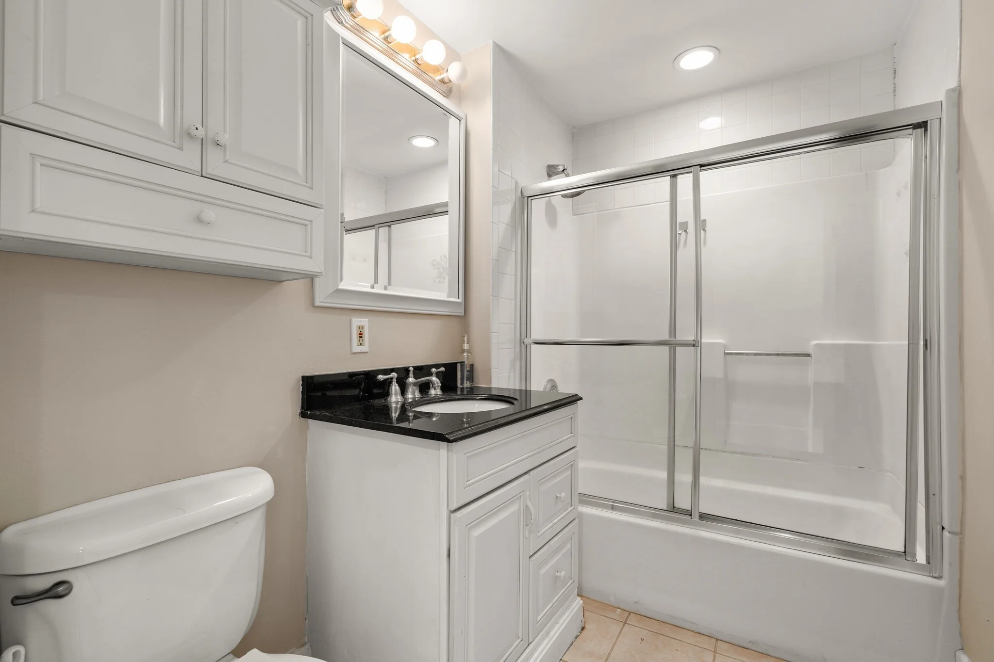 3 bed, 1 bath apartment for rent at 93 Easton St Unit 3, Allston — photo 8 of 16