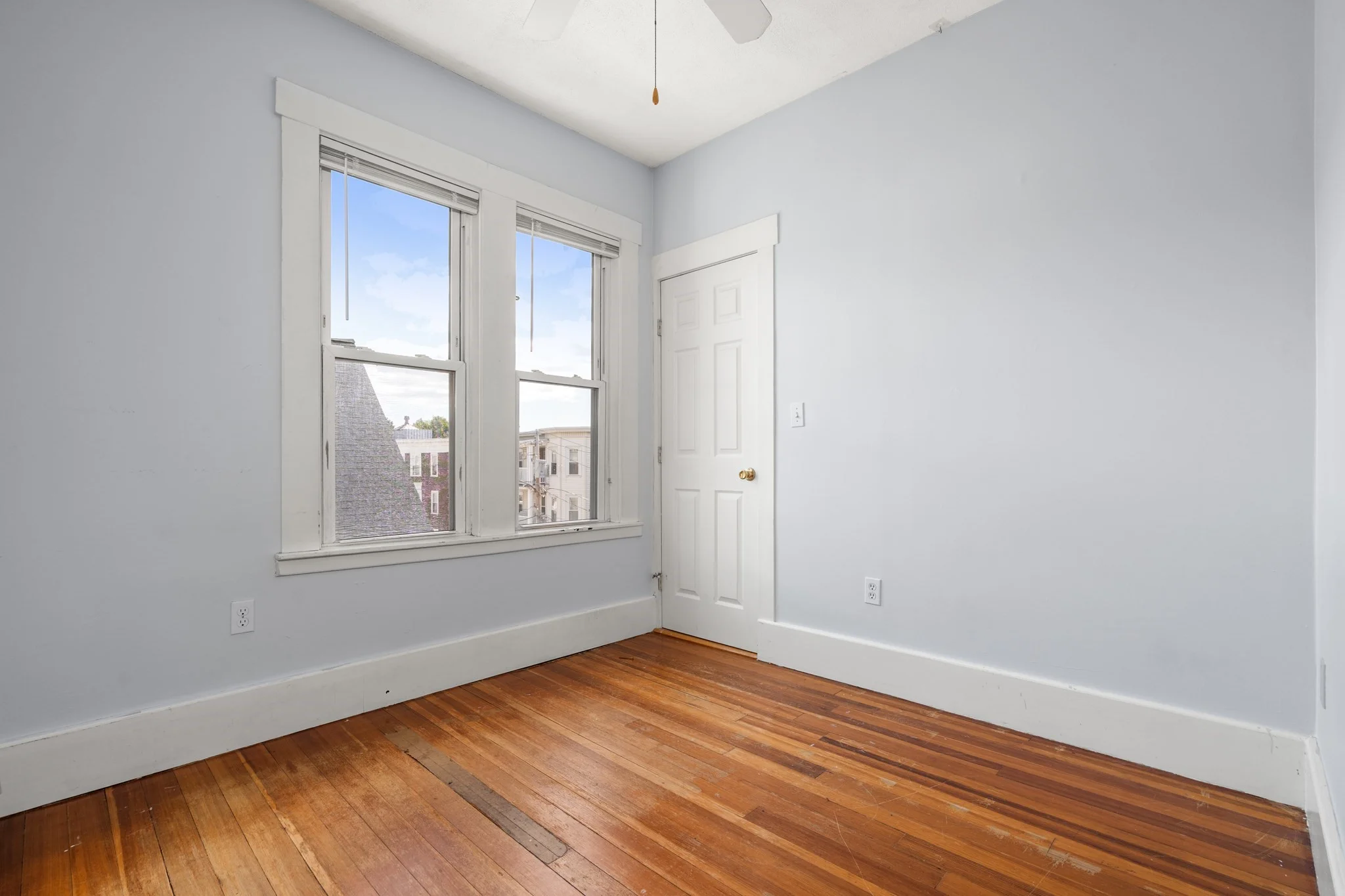 3 bed, 1 bath apartment for rent at 93 Easton St Unit 3, Allston — photo 14 of 16