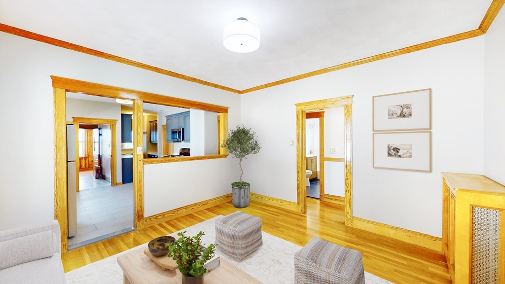 4 bed, 1 bath apartment for rent at 93 Faywood Unit 2, East Boston — photo 4 of 18