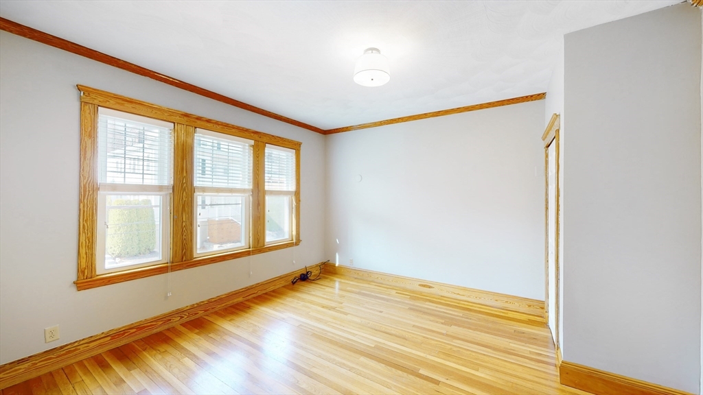4 bed, 1 bath apartment for rent at 93 Faywood Unit 2, East Boston — photo 9 of 18