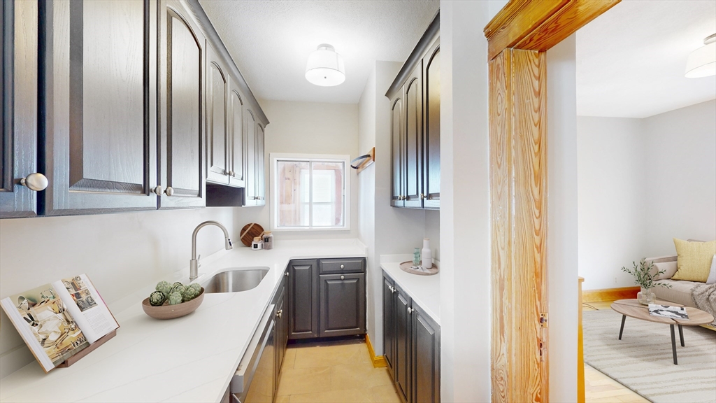 4 bed, 1 bath apartment for rent at 93 Faywood Unit 2, East Boston — photo 1 of 18