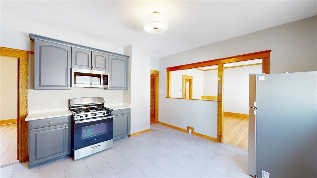 4 bed, 1 bath apartment for rent at 93 Faywood Unit 2, East Boston — photo 2 of 18