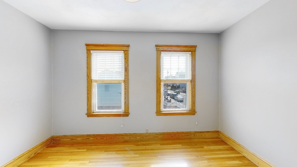 4 bed, 1 bath apartment for rent at 93 Faywood Unit 2, East Boston — photo 11 of 18