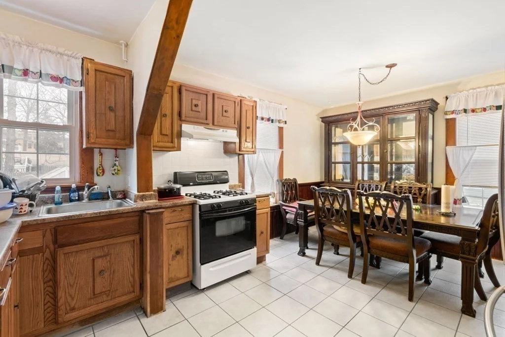 2 bed, 1 bath apartment for rent at 93 Florence Unit 2, Roslindale — photo 1 of 6