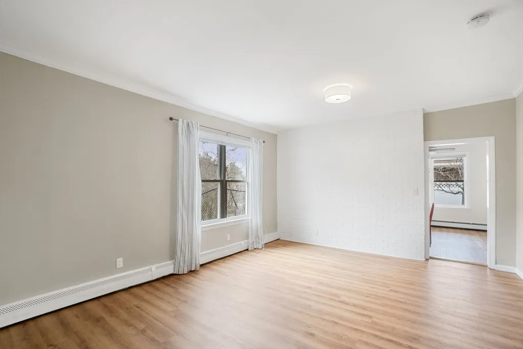 3 bed, 2 bath apartment for rent at 93 Foster St Unit B, Brighton — photo 5 of 34