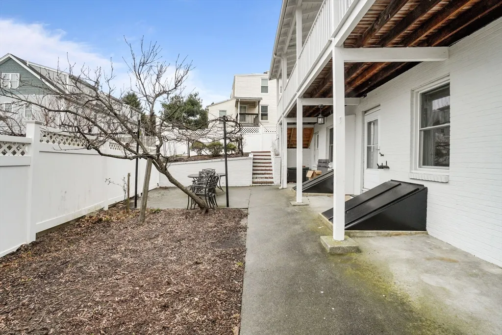 3 bed, 2 bath apartment for rent at 93 Foster St Unit B, Brighton — photo 27 of 34