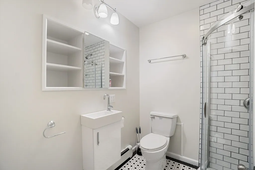 3 bed, 2 bath apartment for rent at 93 Foster St Unit B, Brighton — photo 14 of 34