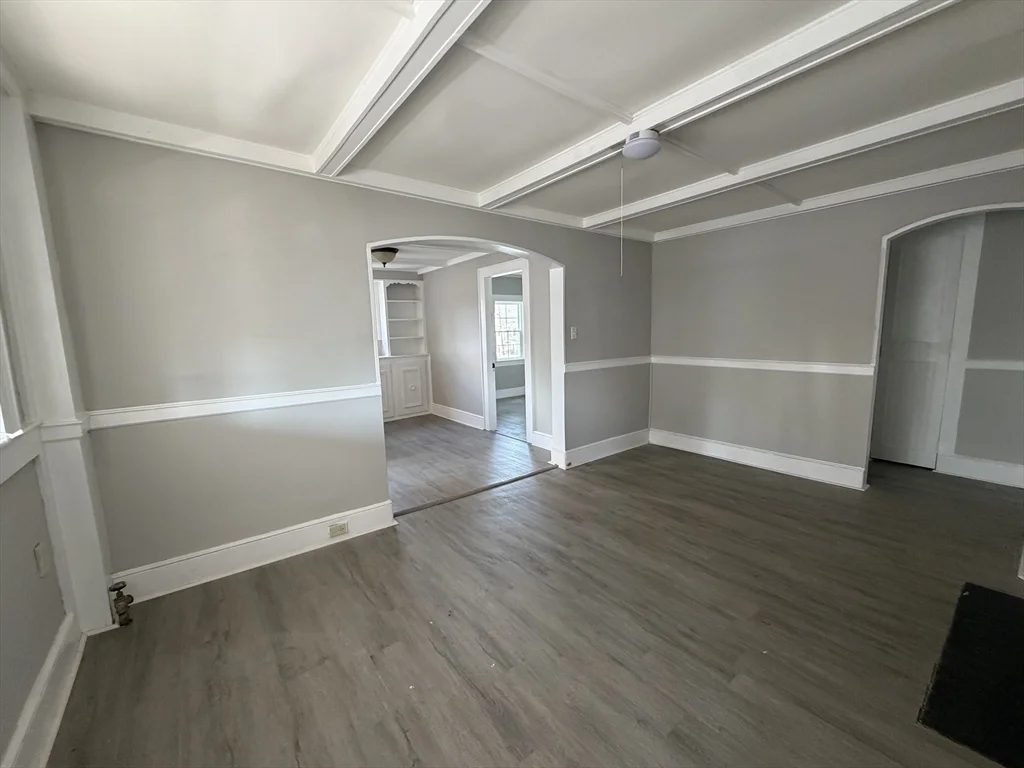 3 bed, 1 bath apartment for rent at 93 Friend St Unit 2, Amesbury — photo 10 of 15