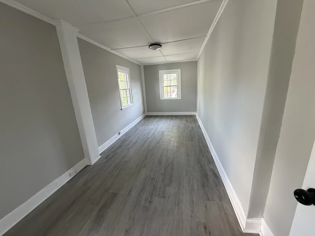 3 bed, 1 bath apartment for rent at 93 Friend St Unit 2, Amesbury — photo 9 of 15